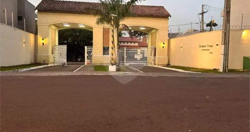 Terreno à venda em Pinheirinho - PR