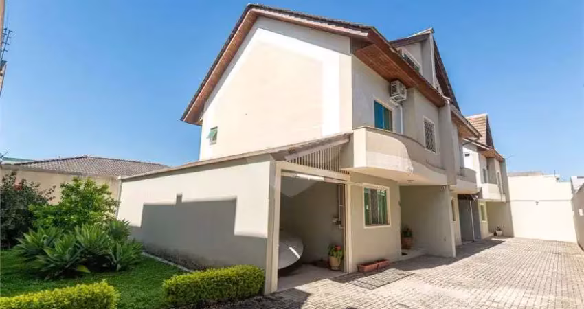 Casa com 4 quartos à venda na Rua Valparaizo, 108, Bacacheri, Curitiba