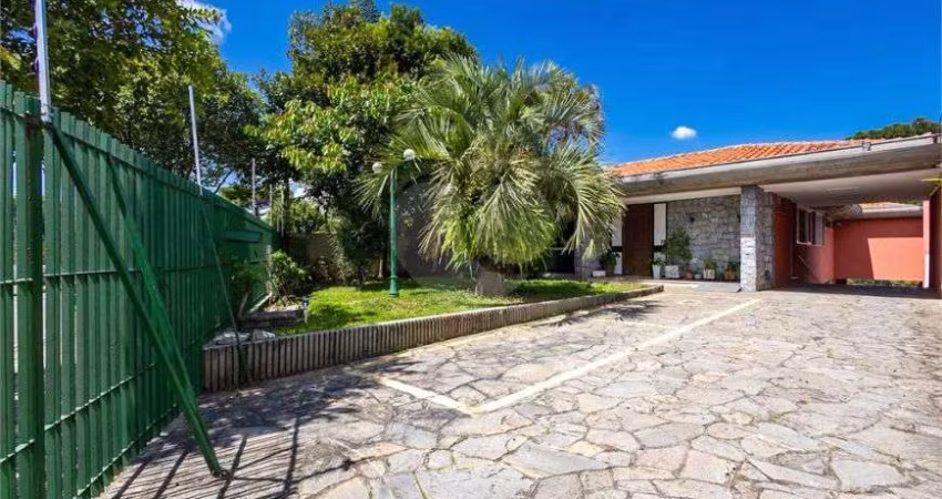 Casa térrea com 4 quartos à venda em Bom Retiro - PR