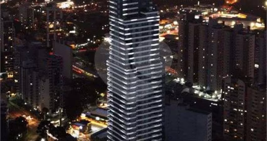 Apartamento com 4 quartos à venda em Bigorrilho - PR