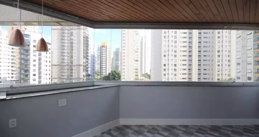 Apartamento com 4 quartos para alugar na Avenida Juriti, 165, Moema, São Paulo