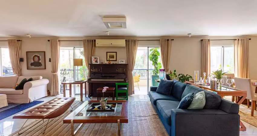 Apartamento com 4 quartos à venda na Avenida Jurucê, 664, Moema, São Paulo
