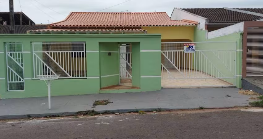 Casa a Venda com edícula ,zona Sul terreno 250 M²  , 160 M² de construção