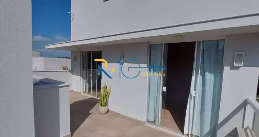 Sobrado a Venda  Condomínio Tauá ( Aranguá )  3 quartos sendo uma suíte .