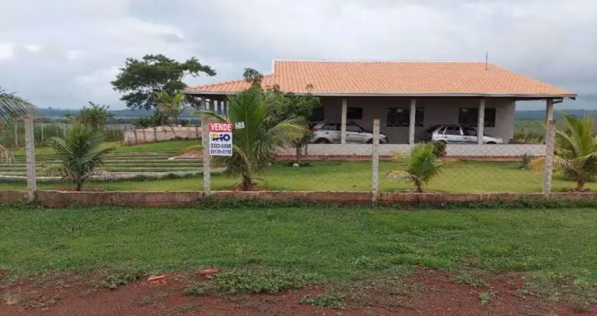 Chácara a Venda ,2.100 M² ,450 M² Construção mobiliada Estancia Favoreto