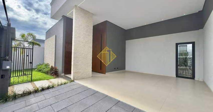 LINDA CASA COM PÉ DIREITO ALTO E 3 SUÍTES - TROPICAL III