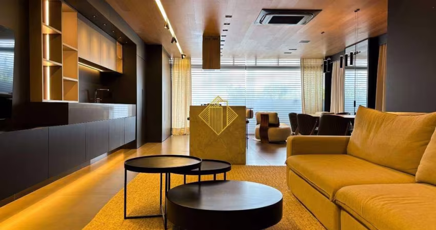 Apartamento mobiliado e decorado com 1 suíte + 2 demi-suítes