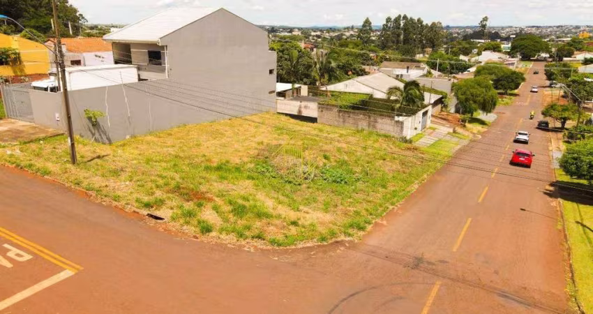 Terreno de esquina em ótima localização