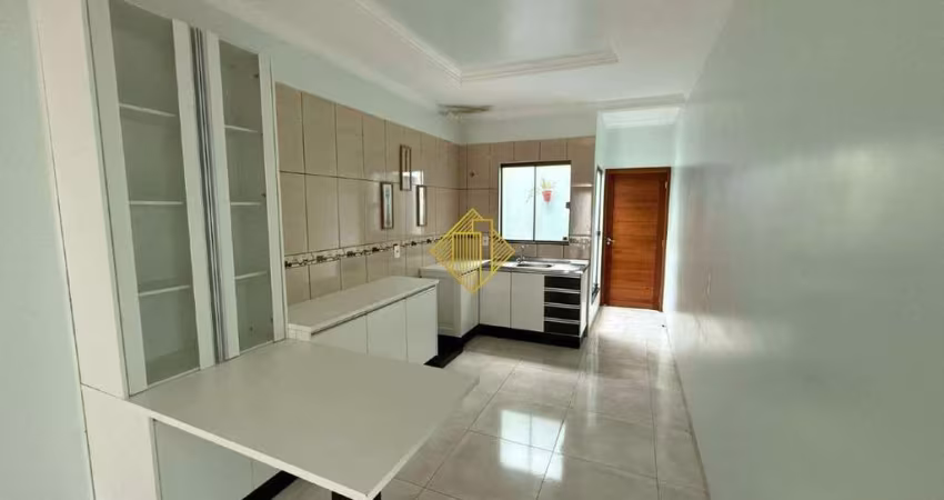 CASA COM SUÍTE MAIS DOIS QUARTOS NA VILA INDUSTRIAL EM TOLEDO-PARANÁ