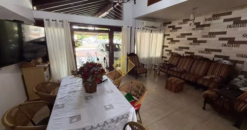 OPORTUNIDADE: LINDA CASA NO JARDIM PORTO ALEGRE COM 01 SUÍTE + 02 QUARTOS EM TOLEDO - PARANÁ
