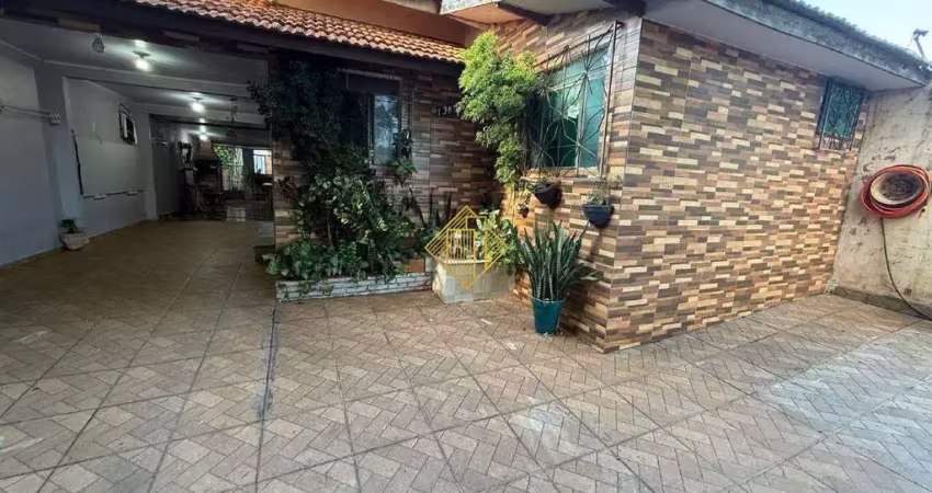Casa à venda, 2 vagas, Jardim Europa - Toledo/PR