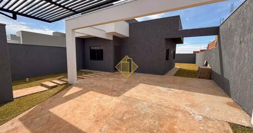 **casa com 02 quartos e ampla sobra de terreno, loteamento gualtieri, coopagro, toledo-pr**