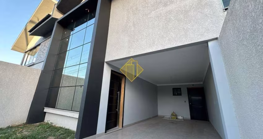 Sobrado com Suíte, mais 2 quartos no centro.