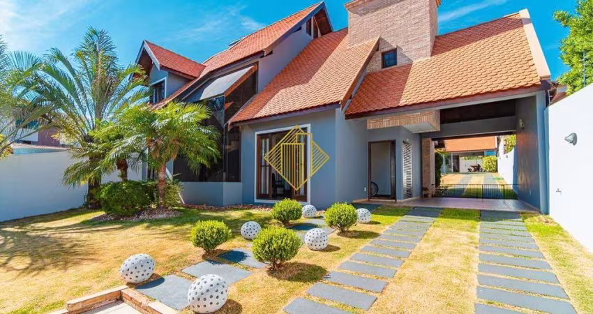 Sobrado à venda, 2 quartos, 3 suítes, com piscina, Centro - Toledo/PR