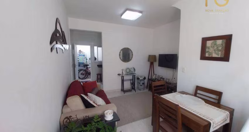 Sobrado com 2 dormitórios à venda, 56 m² por R$ 295.000,00 - Aviação - Praia Grande/SP
