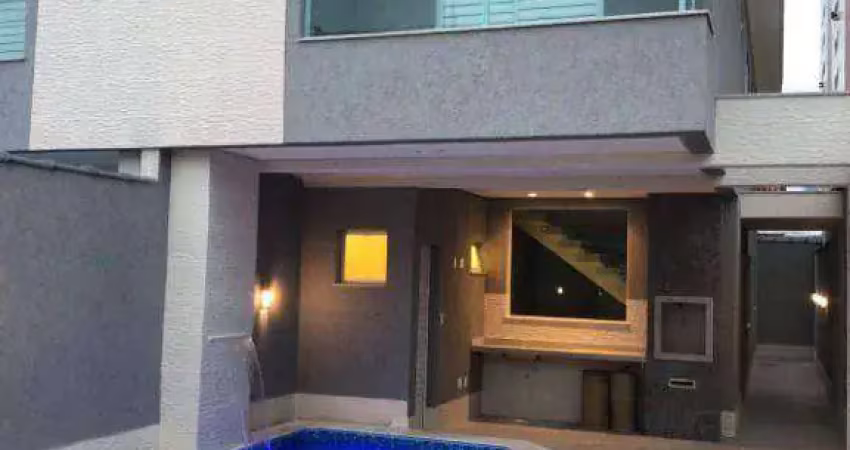 Sobrado com 3 dormitórios à venda, 151 m² por R$ 1.160.000,00 - Tupi - Praia Grande/SP