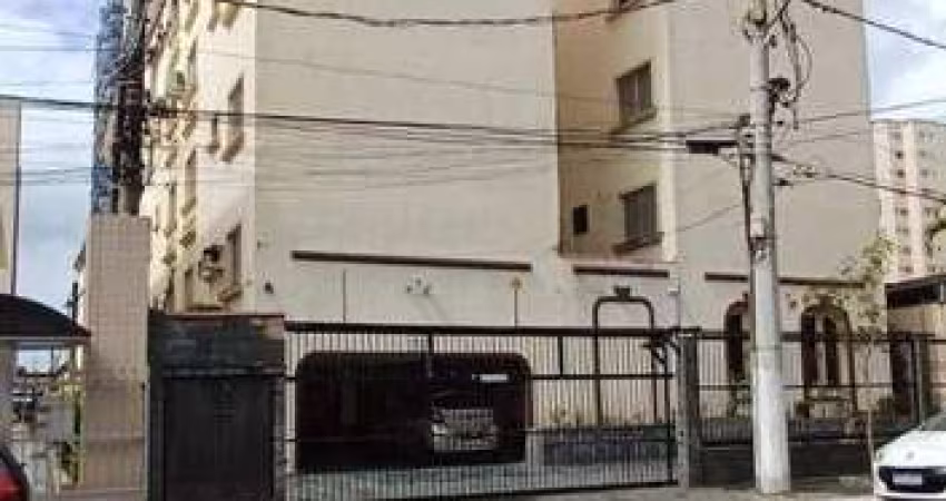 Apartamento com 2 dormitórios à venda, 65 m² por R$ 330.000,00 - Vila Guilhermina - Praia Grande/SP