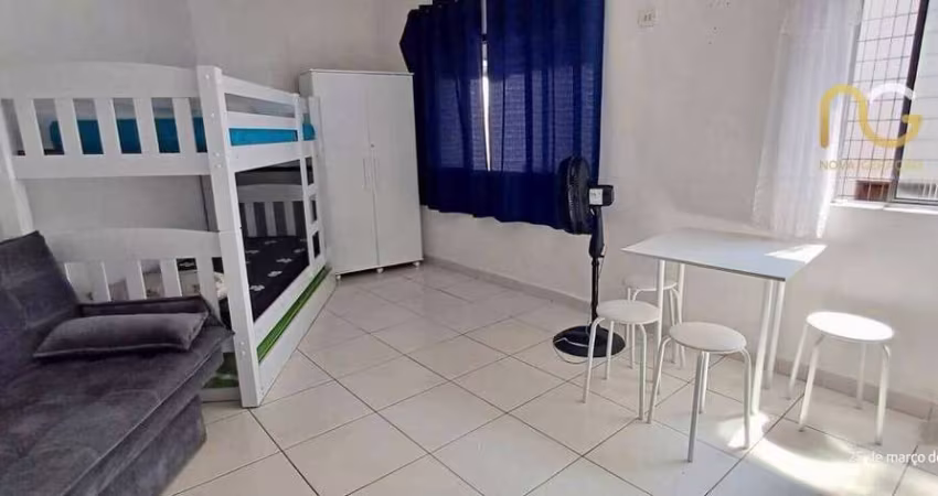 Kitnet com 1 dormitório à venda, 22 m² por R$ 185.000,00 - Canto do Forte - Praia Grande/SP