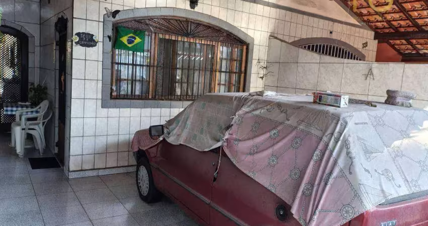 Casa com 2 quartos à venda na Rua Afonso Chaves, 327, Vila Assunção, Praia Grande