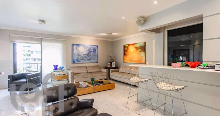 Apartamento à venda em Morumbi com 220 m², 3 quartos, 3 suítes, 4 vagas