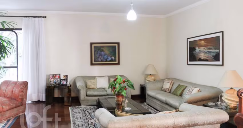Apartamento à venda em Aclimação com 196 m², 4 quartos, 2 vagas