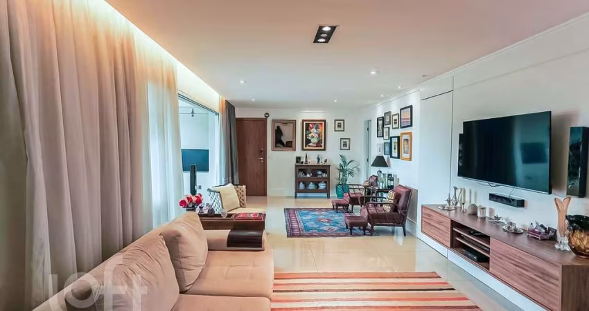 Apartamento à venda em Santo Amaro com 138 m², 3 quartos, 3 suítes, 3 vagas