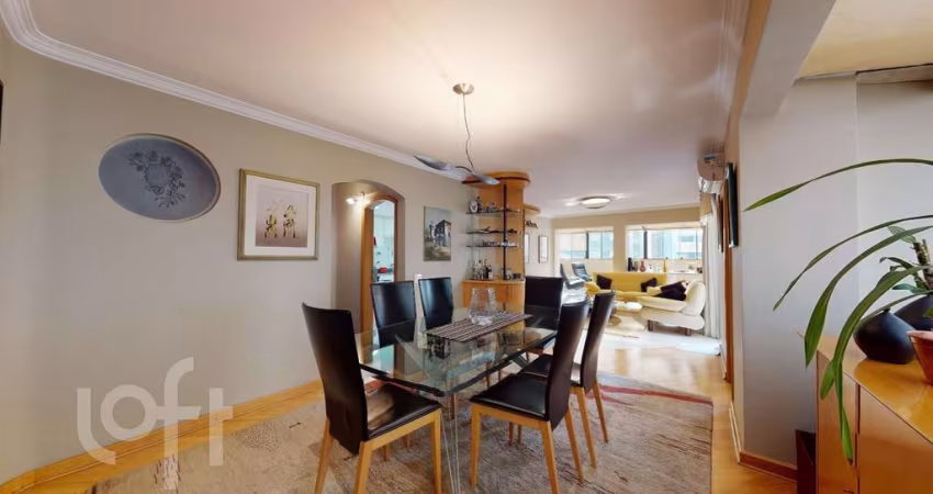 Apartamento à venda em Aclimação com 270 m², 3 quartos, 1 suíte, 4 vagas