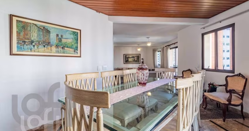 Apartamento à venda em Chácara Klabin com 229 m², 4 quartos, 3 suítes, 4 vagas