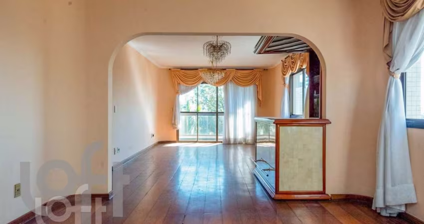 Apartamento à venda em Ipiranga com 220 m², 4 quartos, 2 suítes, 3 vagas