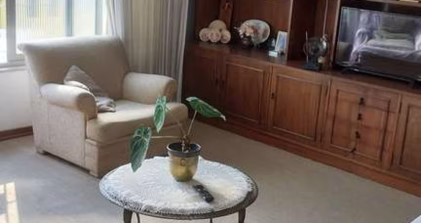 Apartamento à venda em Vila Madalena com 172 m², 3 quartos, 2 vagas