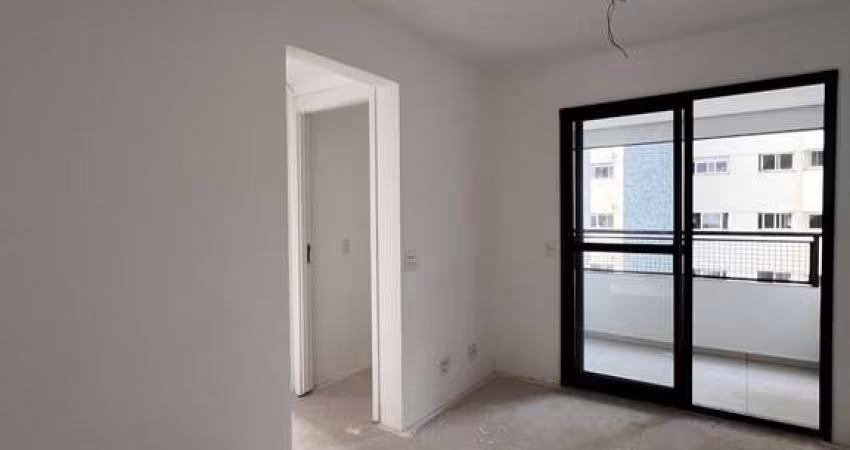Apartamento à venda em Vila Suzana com 45 m², 2 quartos, 1 vaga