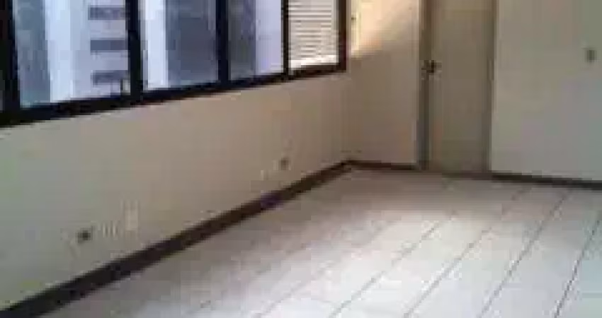 Sala comercial à venda na Avenida Fagundes Filho, Saúde, São Paulo