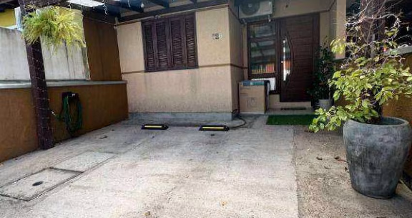Excelente casa com 2 dormitórios à venda, 66 m² por R$ 330.000 - Parque da Matriz - Cachoeirinha/RS