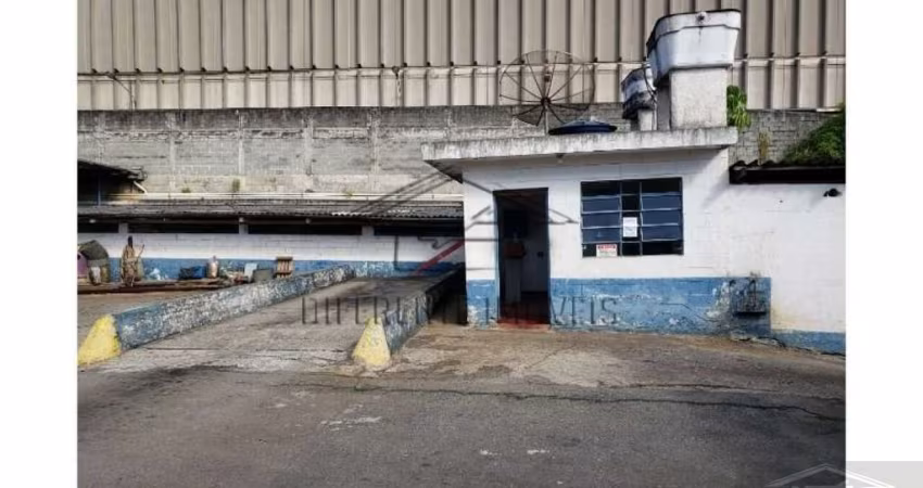 GALPÃO|TERRENO 4500M2 DE ÁREA TOTAL NA VILA ALPINA OPORTUNIDADE!