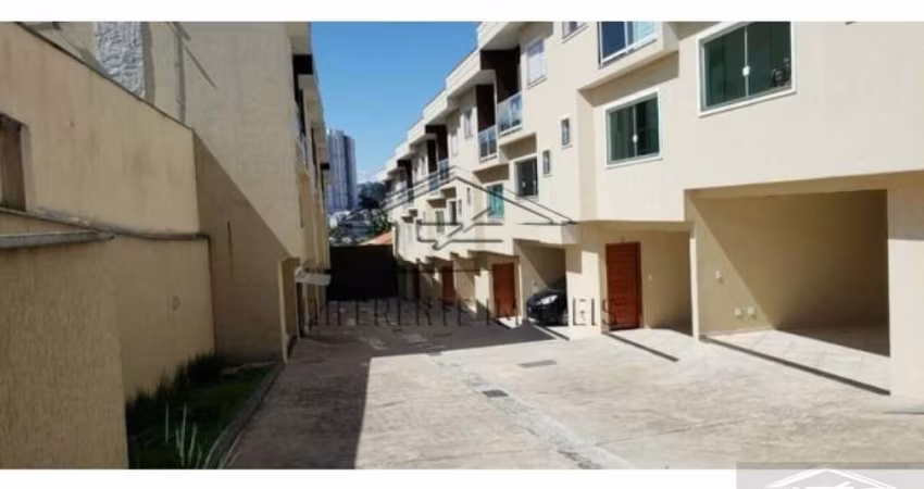 Casa de Condomínio 3 dormitórios e 3 vagas