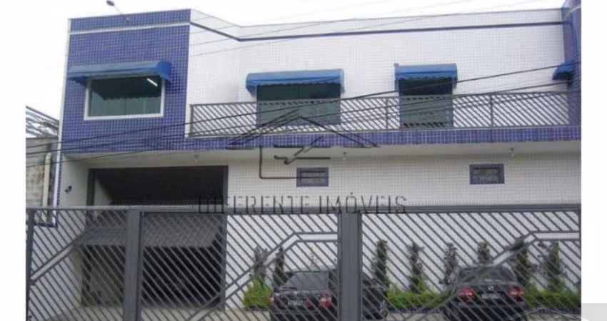 Galpão 1200m2 - Estrutura Excelente - Próximo ao Metrô Guilhermina - Com Entrada para Caminhão