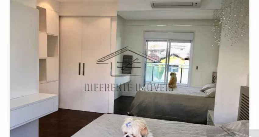 AP214 - Apartamento 240m2 - 3 Dorms - 3 Suítes - 4 Vagas - Excelente Localização
