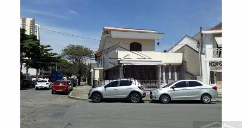 Sobrado a Venda com 3 Suítes, 5 banheiros 240m² - Tatuapé