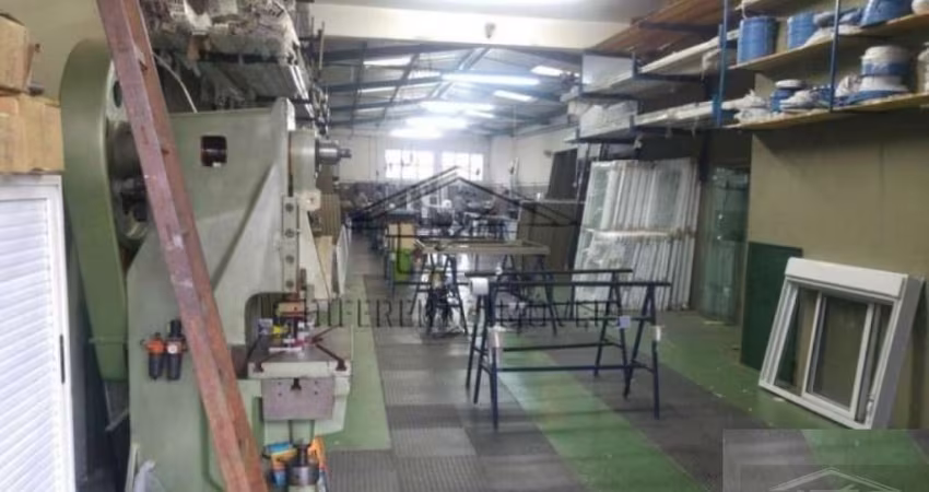 GALPÃO/SALÃO 1200M², MEZANINO COM 5 SALAS, 2 BANHEIROS - VILA ARICANDUVA