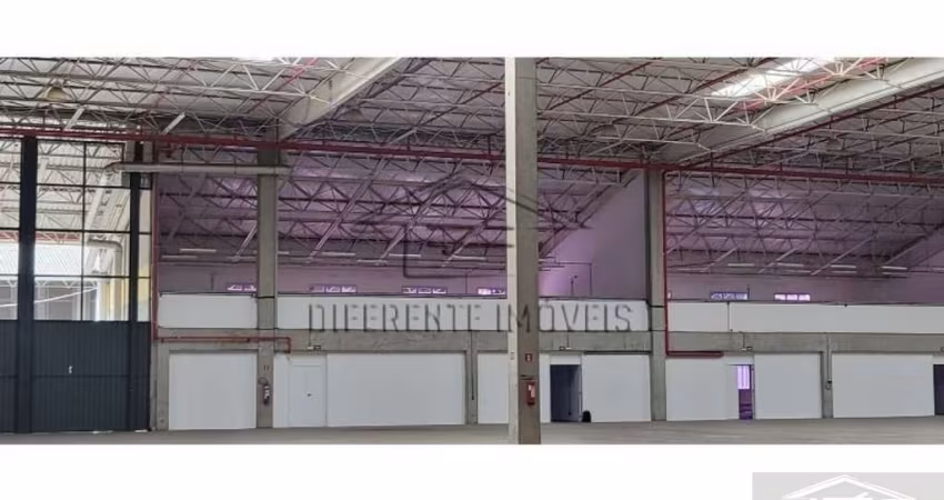 Galpão para locação com área total aproximada de 6.993,03 m²