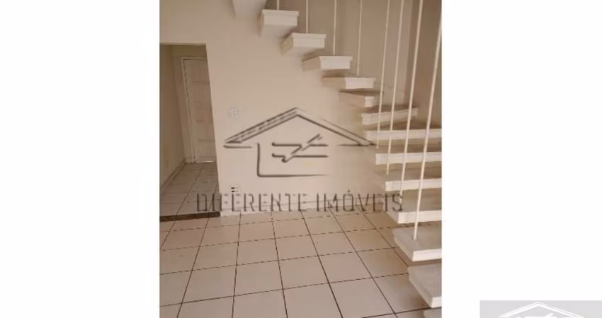 SOBRADO DE VILA COM 2 DORM UMA VAGA TATUAPÉ