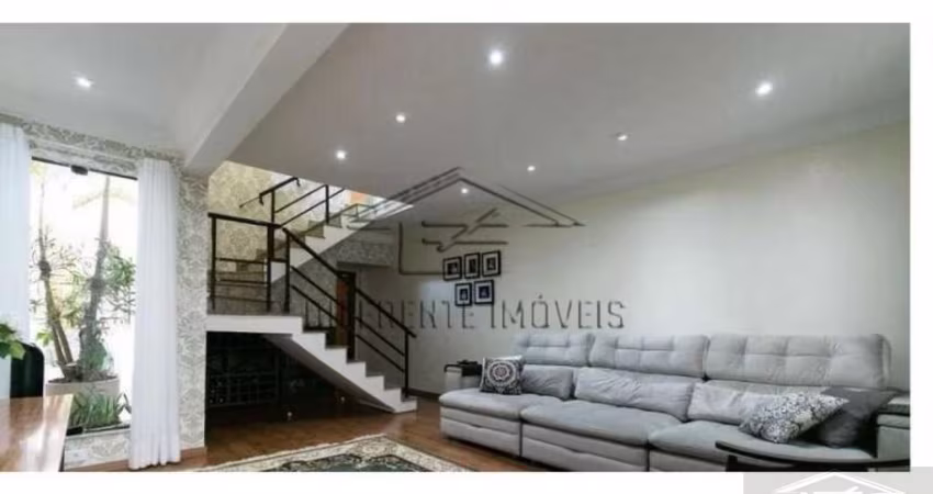 Sobrado 3 dormitórios (1 suíte) 4 vagas no Jardim Textil !