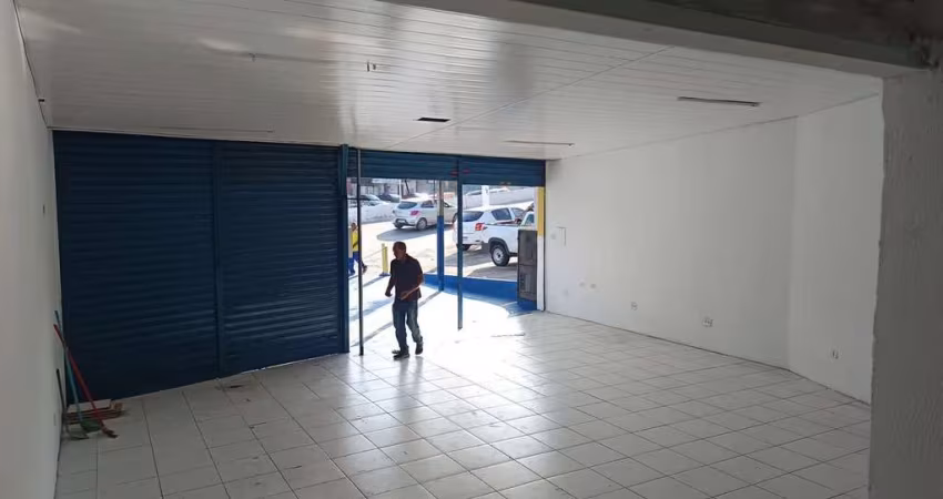 SALÃO COMERCIAL COM 200M² AV ITAQUERA