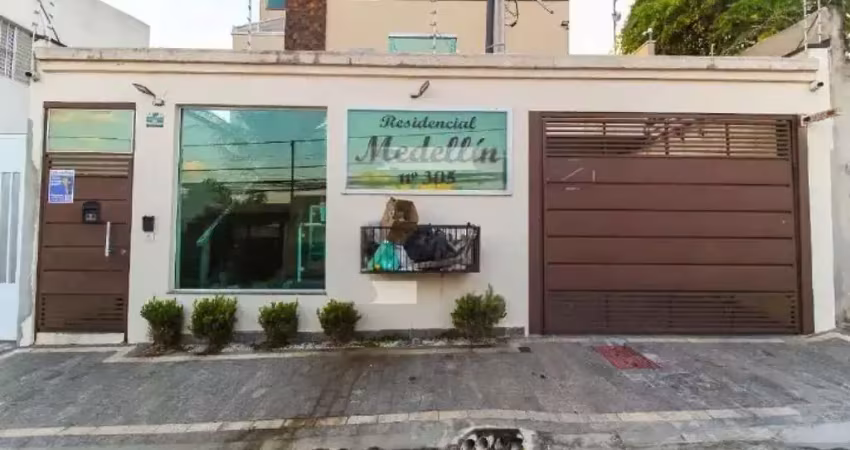 Apartamento à venda com 42m², 2 quartos e 1 vaga