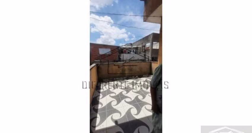 Casa na Vila União prox Monotrilho