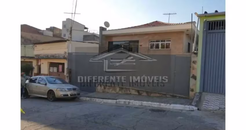 Casa com 4 Quartos e 3 banheiros à Venda, 250 m² VL Formosa