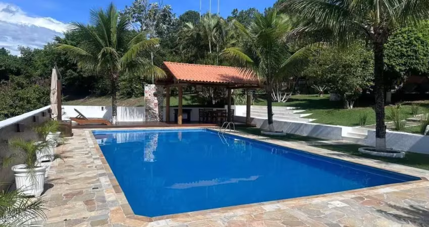 Sitio com 4 quartos sendo 4 suites para venda em mogi das cruzes, são paulo