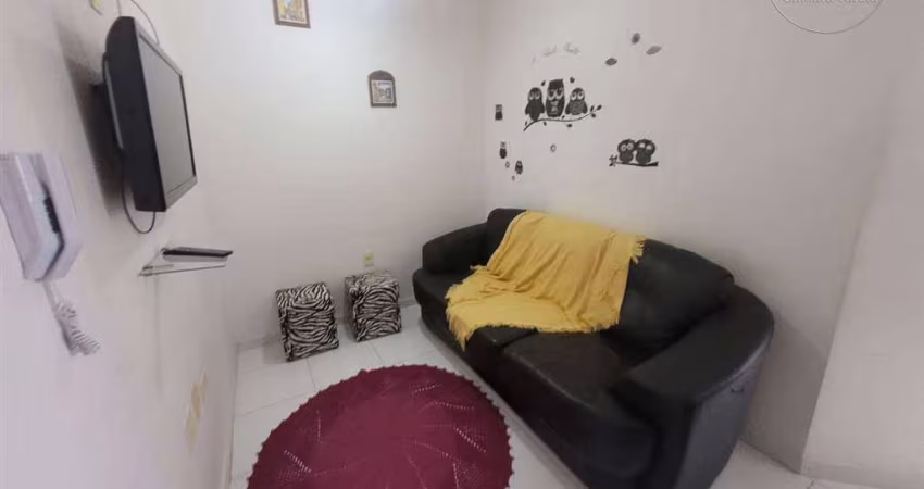 KITNET DIVIDIDO Á 350 METROS DA PRAIA DA TUPI COM GARAGEM, PISCINA, SALÃO DE FESTAS E SALÃO DE JOGOS