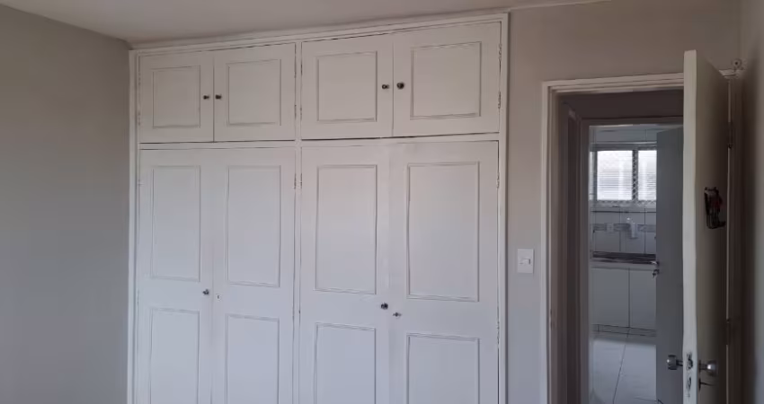 Excelente apartamento com 2 dormitórios próximo av Paulista