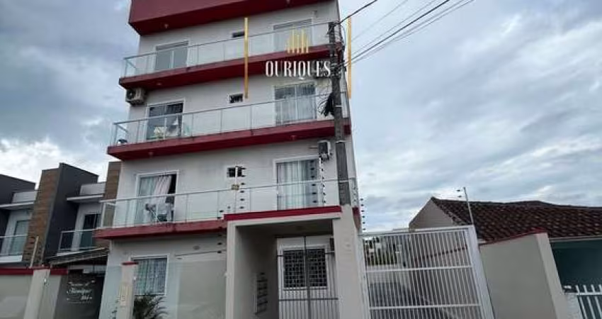 Apartamento padrão com 62m², possui 2 quartos e 1 vaga de garagem.